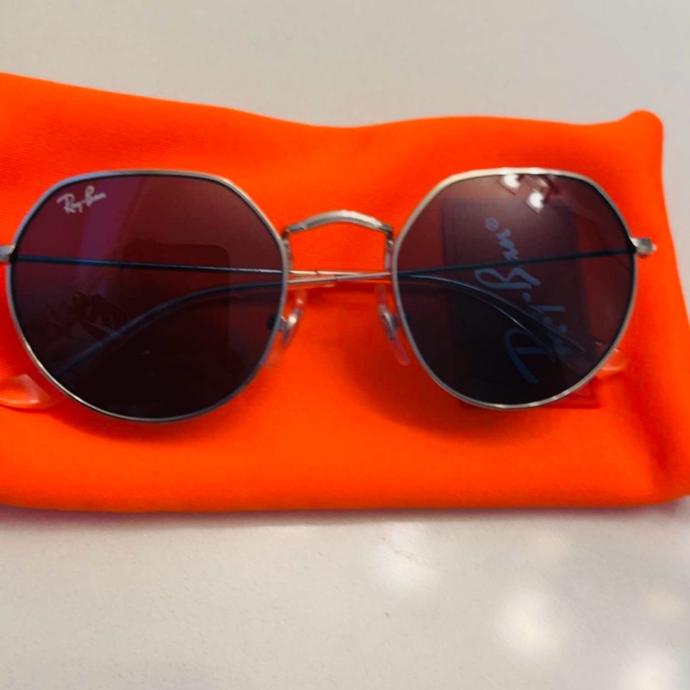Rayban sunglasses - Picture 3 of 3